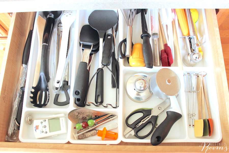 Follow this 5-step kitchen drawer organization process via Refined Rooms