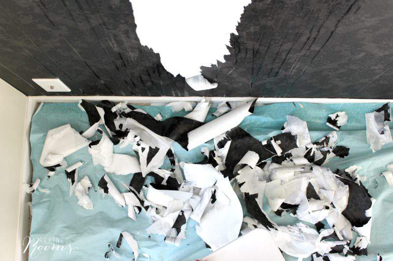 How to Remove Vinyl Wallpaper: One Room Challenge Week 2 How to Remove Vinyl Wallpaper: One Room Challenge Week 2