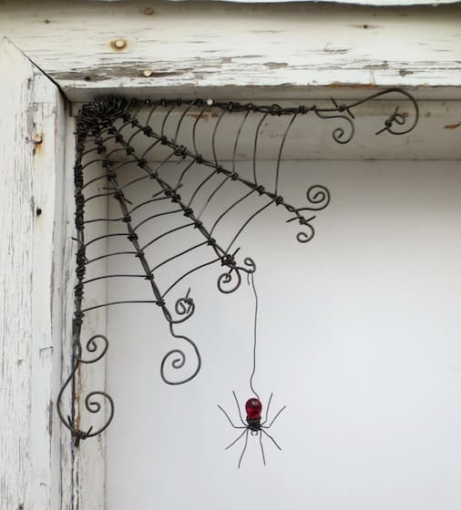 wire spider web decor.